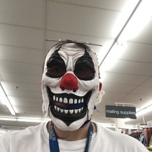 Meet your Posher, Troy